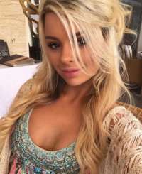 Atakum'da Parıldayan Sahil Güzeli: Tutkulu Bayan Arkadaş