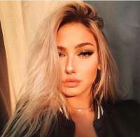 Büyüleyici Türk Escort Melis ile Tüm Zevklere Yelken Açın