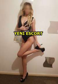 Çekici ve Baş Döndüren Türk Escort Ece'nin Dünyasına Adım Atın