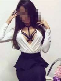 Gerçek Escort'ta Göz Kamaştırıcı ve Çekici Bir Kız