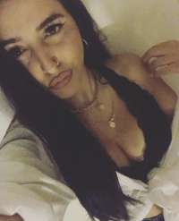 Her Anın Daha Farklı Ve Üst Düzey Olacağı Anları Yaşatan Türbanlı Bayan Escort İklim