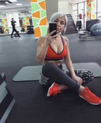 Muhteşem Güzelliğin Anahtarı: Türbanlı Escort Bayan