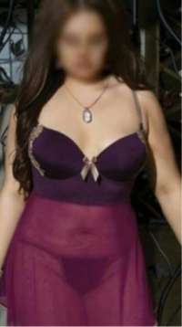Olağanüstü Türbanlı Escort Bayan