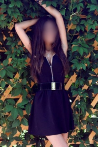 Türbanlı Escort Bayan: Büyüleyici ve Göz Kamaştırıcı