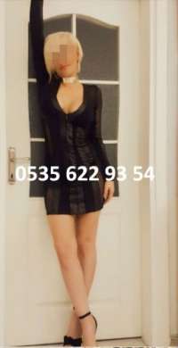 Türk Escort: Güzelliğiyle Büyüleyen Kız