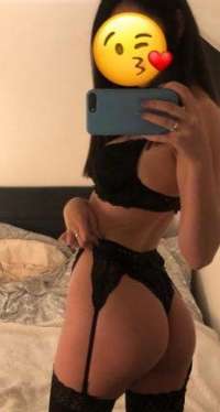 Türk Escort Şule: Karşı Konulmaz Cazibe ve Eşsiz Deneyimler