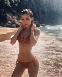 Yeni Türbanlı Escort Bayan - Sizin için Buradayım